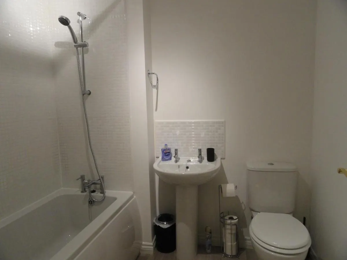 Redmarley House By Cliftonvalley Apartments Cheltenham Holiday home