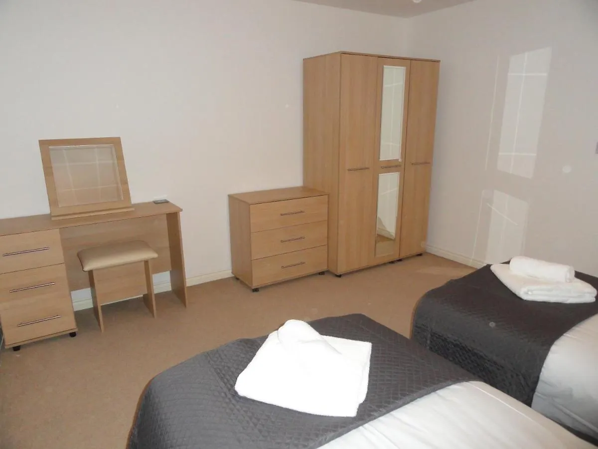 Redmarley House By Cliftonvalley Apartments Cheltenham Holiday home